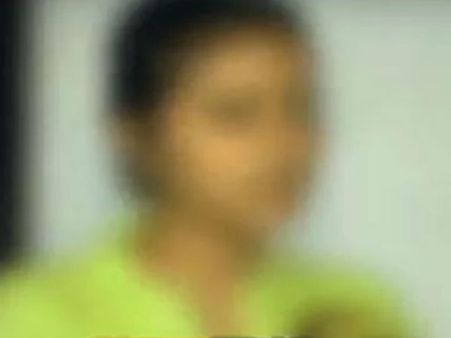 യോഗ കേന്ദ്രത്തില്‍ നിന്ന് പെണ്‍കുട്ടി മതില്‍ചാടി; പീഡനത്തിന് കരാട്ടെ അധ്യാപകന്‍, കൂട്ടിന് സ്ത്രീകളും