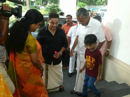 അബ്രാഹ്മണരെ ശാന്തിമാരാക്കി ചരിത്രത്തിലിടം പിടിച്ച കേരളം.. പിണറായി വിജയന് കമലഹാസന്റെ സല്യൂട്ട്