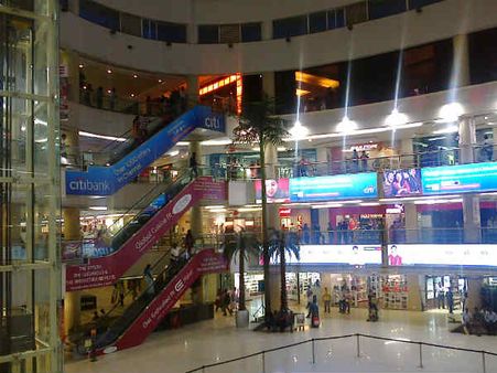 കേരളത്തിൽ ഇനി 24 മണിക്കൂറും കടകൾ തുറക്കും! അർദ്ധരാത്രിയും അടിച്ചുപൊളിച്ച് ഷോപ്പിങ് നടത്താം...