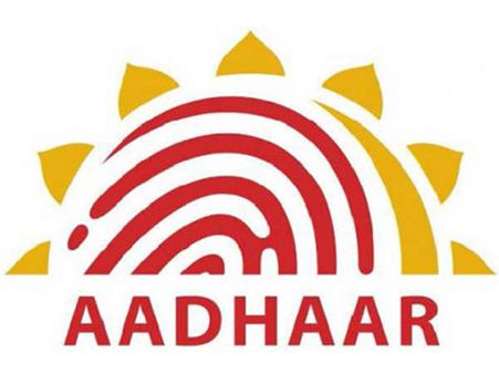 ആധാര്‍ ബാങ്ക് അക്കൗണ്ടുമായി ബന്ധിപ്പിച്ചില്ലെങ്കില്‍ ശിക്ഷ! സര്‍ക്കാര്‍ നീക്കങ്ങള്‍ ഉടനറിയാം