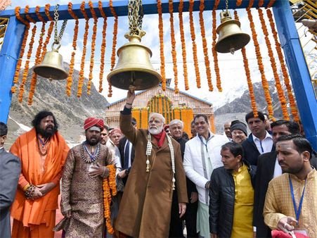 കോണ്‍ഗ്രസിനെതിരെ മോദി: കേദാര്‍ നാഥ് പുനഃരുദ്ധാരണത്തിന് തടസ്സം നിന്നു, സര്‍ക്കാരിന് മേല്‍ സമ്മര്‍ദ്ദം