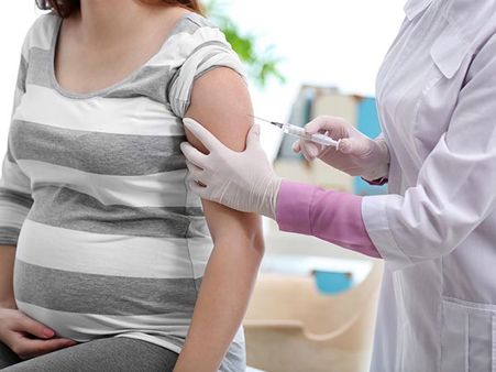 'ഇസ്രേയേലിന്റെ മരുന്ന്, കുത്തിവെച്ചാൽ കുട്ടികളുണ്ടാകില്ല'! കോഴിക്കോട് പ്രതിരോധ കുത്തിവെയ്പ് തടഞ്ഞു..