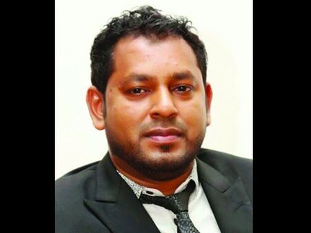 ഓള്‍ കേരള മാപ്പിള സംഗീത അക്കാദമി ദുബായ് ഫോറം അവാര്‍ഡുകള്‍ സമ്മാനിക്കുന്നു.