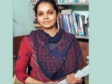 പിതാവിനെ ഗുണ്ടകൾ വെടിവച്ചു കൊന്നു, നൂറ്റാണ്ടിനു ശേഷം അച്ഛന്റെ സ്വപ്നം നിറവേറ്റി, യുവതിയുടെ ജീവിതകഥ