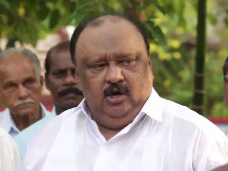 തോമസ് ചാണ്ടി പുറത്തേക്ക്, സിപിഎം കൈവിടുന്നു... രാജിക്ക് വഴിയൊരുങ്ങി