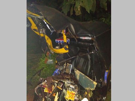 ആരിക്കാടിയില്‍ ഓട്ടോയും ലോറിയും കൂട്ടിയിടിച്ച് ഡ്രൈവര്‍ മരിച്ചു