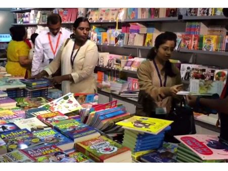 ഷാർജയിൽ ഇനി വായനയുടെ വസന്തകാലം...