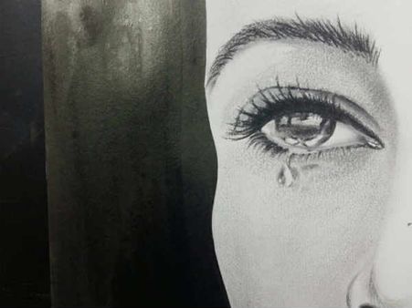 അശ്ലീലദ്യശ്യങ്ങൾ സമൂഹമാധ്യമത്തിൽ പ്രചരിപ്പിച്ചു, മനംനൊന്ത് വിദ്യാർഥി ചെയ്തത്.... സംഭവം ഇങ്ങനെ