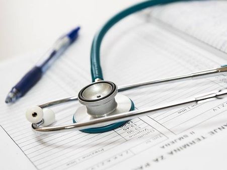 ഇഞ്ചക്ഷനെ തുടര്‍ന്ന് അണുബാധ; രോഗി മരിച്ചു, വ്യാജ ഡോക്ടറെ അറസ്റ്റ് ചെയ്തു