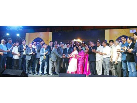 ജനകീയനായ ഖത്തര്‍ അംബാസഡര്‍ക്ക് ഇന്ത്യന്‍ സമൂഹത്തിന്റെ സ്നേഹാദരം