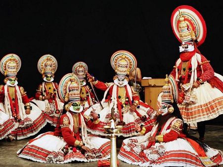 ദുബായിയില്‍ഇനി കഥകളിയുടെ ഉത്സവ രാവുകള്‍