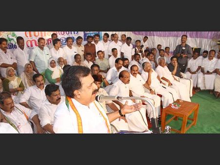 സോളാര്‍ റിപ്പോര്‍ട്ട് നനഞ്ഞ പടക്കം, റിപ്പോര്‍ട്ടില്‍ ഊഹാപോഹങ്ങളും കേട്ടറിവുകളും മാത്രം: ചെന്നിത്തല