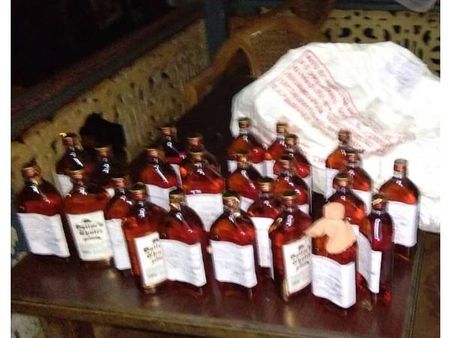 ഹോണ്ട ആക്ടീവയില്‍ 15 ലിറ്റര്‍ വിദേശമദ്യവുമായി ഒരാള്‍ അറസ്റ്റിൽ