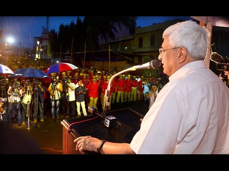 നിരോധിത നോട്ട് ബാങ്കുകളില്‍ തിരിച്ചെത്തി, കേന്ദ്ര സര്‍ക്കാറിന്റെ കാരണങ്ങള്‍ പൊള്ള: പ്രകാശ് കാരാട്ട്