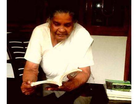 നവതിയുടെ നിറവിലും വായനയുടെ വസന്തം തീർത്ത് ഒരു പുസ്തക മുത്തശ്ശി