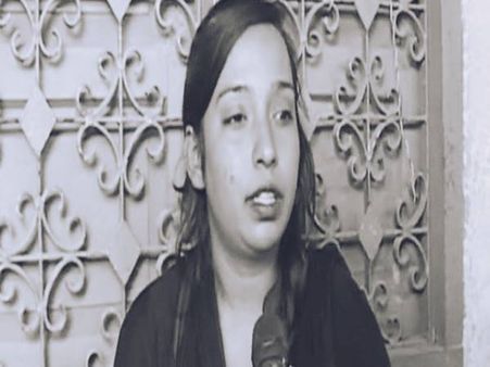 മുസ്ലീം യോഗ ടീച്ചര്‍ക്ക് ഫത്‌വ, വീടിനു നേരെ കല്ലേറ്, സുരക്ഷ ശക്തമാക്കി