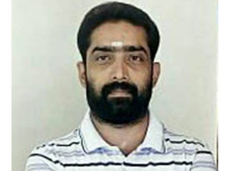 വൃക്ക നൽകാൻ ആളുണ്ട്, ചികിത്സാചെലവിന് പണമില്ല, യുവാവ് ഉദാരമതികളുടെ സഹായം തേടുന്നു