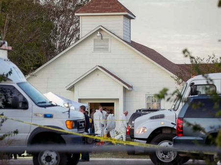 മൂത്തമകളെ തള്ളിമാറ്റി, മൂന്ന് മക്കളെ മാറോട് ചേർത്തു പിടിച്ചു, അമ്മ മക്കളെ രക്ഷിച്ചതിങ്ങനെ