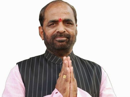 ജനാധിപത്യം ഇഷ്ടപ്പെടുന്നില്ലെങ്കില്‍ മാവോയിസ്റ്റുകള്‍ക്കൊപ്പം ചേരൂ: വിവാദവുമായി കേന്ദ്രമന്ത്രി