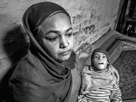 ദുരന്തം വിട്ടൊഴിയാതെ ഭോപ്പാൽ; മാത്യത്വം കൊതിച്ച് മൂന്നാം തലമുറയിലെ സ്ത്രീകൾ