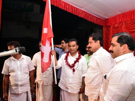 മലപ്പുറത്തെ ലീഗ് നേതാവ് സിപിഎമ്മില്‍ ചേര്‍ന്നു