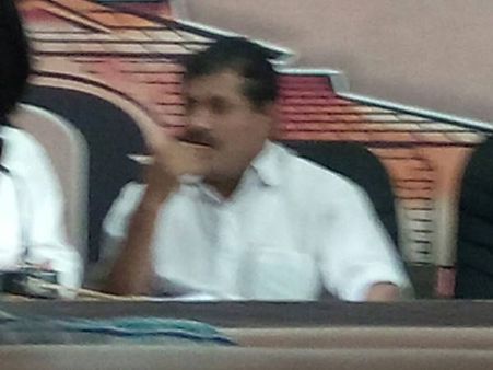 രാജഭരണം കഴിഞ്ഞെങ്കിലും സാമൂതിരിമാരുടെ നിലപാടില്‍ മാറ്റമില്ലെന്ന്; തളി ദേവസ്വത്തിനെതിരെ ജീവനക്കാര്‍ സമരത്തിന്