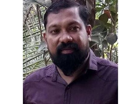 ബൈക്ക് കല്ലില്‍ത്തട്ടിമറിഞ്ഞ് യുവാവ് മരിച്ചു