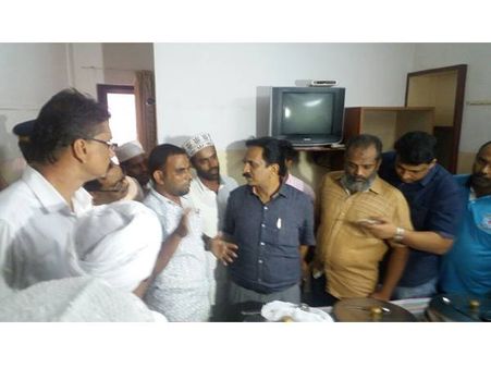 ഓഖി ചുഴലിക്കാറ്റ്: നാട്ടില്‍ കുടുങ്ങിയ ദ്വീപ് നിവാസികള്‍ക്ക് കോഴിക്കോടിന്റെ സ്‌നേഹവിരുന്ന്‌