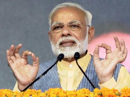 തന്നെ നീക്കുമെന്ന് മണിശങ്കർ പാകിസ്താനിൽ പ്രസംഗിച്ചു; അയ്യര്‍ക്കെതിരെ ആഞ്ഞാടിച്ച് മോദി