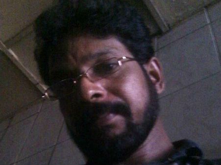 പർദ്ദ ഒരു ആഫ്രിക്കൻ രാജ്യമാണ്... മതമൗലിക വാദികൾക്ക് ഹാലിളകി, വധഭീഷണിയും! തീക്കുനി കവിത പിൻവലിച്ചു...