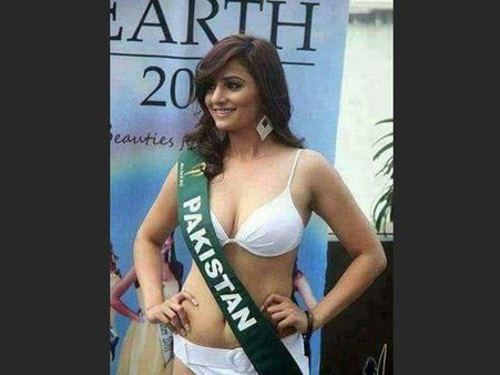 ഫ്ലാഷ് മോബിനെതിരെ പ്രതികരിച്ച 'ആങ്ങളമാർ' ഈ മുസ്ലീം പെൺകുട്ടിയെ ഒന്നു കാണണം; ഉപദേശിക്കുമോ ഇവരെയും?