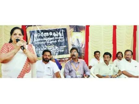 വേറിട്ട അനുഭവമായി പൂര്‍വവിദ്യാര്‍ഥി സംഗമം