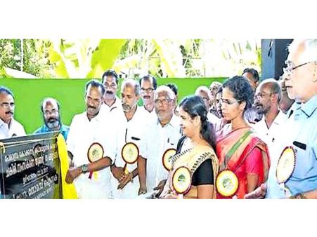 വെളിച്ചെണ്ണ മാർക്കറ്റ് ചെയ്യാൻ ഉൗരാളുങ്കൽ സെസൈറ്റിയുമായി സർക്കാർ പദ്ധതി