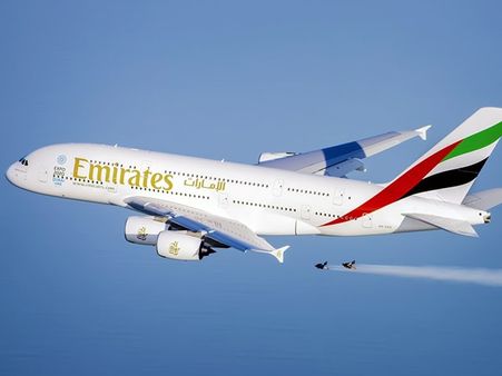 ഫ്രീ ടിക്കറ്റ് എന്നു കേട്ട് ഓടി പോകേണ്ട! വാർത്ത വ്യാജം, ആർക്കും സൗജന്യ ടിക്കറ്റില്ലെന്ന് എമിറേറ്റ്സ്