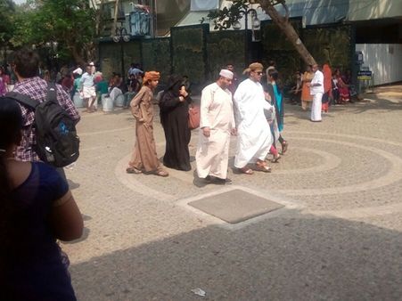 കോഴിക്കോട് മിഠായിത്തെരുവ് കാണാന്‍ അറബികളുമെത്തി