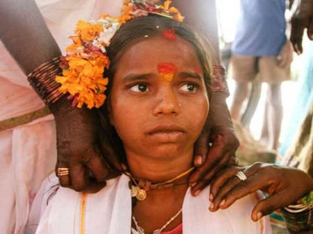 വൈരമുത്തു പറഞ്ഞ ദേവദാസി യഥാര്‍ഥത്തില്‍ ആരായിരുന്നു, എന്താണ് ദേവദാസി സമ്പ്രദായം