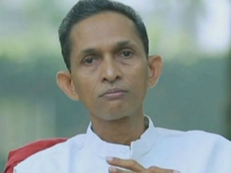 12 വർഷം മുൻപ് ചികിത്സയ്ക്കിടെ രോഗി മരിച്ച സംഭവം.. ജേക്കബ് വടക്കഞ്ചേരിക്കും ആശുപത്രിക്കും നാല് ലക്ഷം