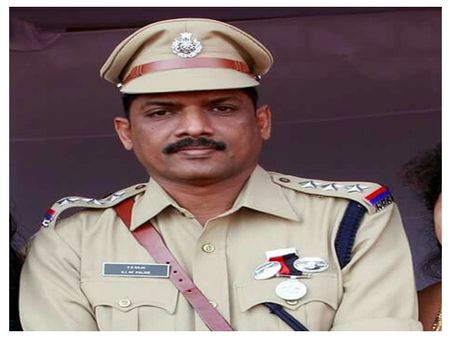 നിയമം ലംഘിച്ച് ബൈക്കുകളില്‍ കറങ്ങുന്നവര്‍ ജാഗ്രതെ; നിങ്ങളുടെ പിന്നാലെ നാദാപുരം ഡിവൈഎസ്പിയുടെ കണ്ണുണ്ടാവും