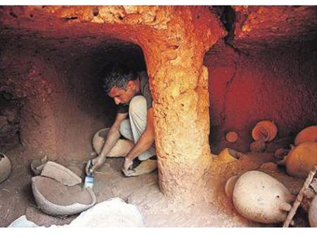 കൊയിലാണ്ടിയില്‍ കണ്ടെത്തിയത് പുരാതനകാലത്തെ ശവത്തൊട്ടി; പുരാവസ്തു വകുപ്പ് പഠനം തുടങ്ങി