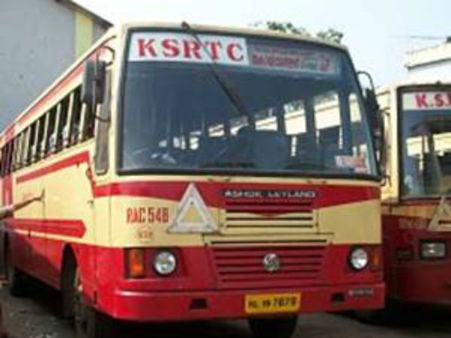 കെഎസ്ആർടിസി വക യാത്രക്കാർക്ക് 'മുട്ടൻ പണി'; ഇനി പൊള്ളിക്കുന്ന രാത്രിയാത്ര, ഫ്ലക്സി നിരക്ക് പരിഗണനയിൽ