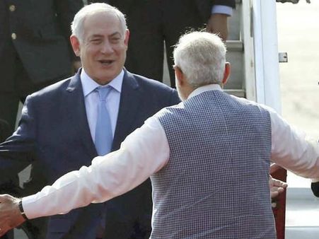 നെതന്യാഹു വന്ന സ്ഥിതിയ്ക്ക് ഇനി കെട്ടിപ്പിടുത്തം കാണാം; മോദിയെ പരിഹസിച്ച് കോൺഗ്രസിന്റെ വീഡിയോ