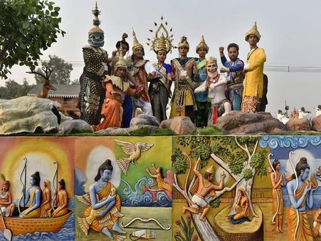 സൈനിക ശക്തി പ്രകടിപ്പിച്ച് ഇന്ത്യ, രാജ്പഥില്‍ നിറഞ്ഞത് വൈവിധ്യമാര്‍ന്ന ടാബ്ലോകള്‍