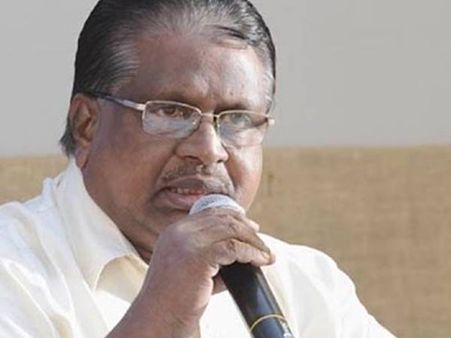 കാസര്‍കോട്ട് ഇന്‍ഡോര്‍ സ്റ്റേഡിയം നിര്‍മ്മിക്കും-ടി.പി ദാസന്‍