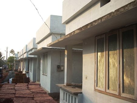 നരകതുല്യ ജീവിതത്തിന് വിരാമം, രണ്ടുവര്‍ഷത്തെ കാത്തിരിപ്പിനൊടുവില്‍ 20വീട്ടുകാര്‍ വീടുകളിലേക്ക്