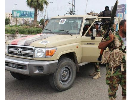 സൗദിയും യുഎഇയും ഇരുഭാഗങ്ങളില്‍; തെക്കന്‍ യമനില്‍ ഏറ്റുമുട്ടല്‍ രൂക്ഷം, 12 പേര്‍ കൊല്ലപ്പെട്ടു