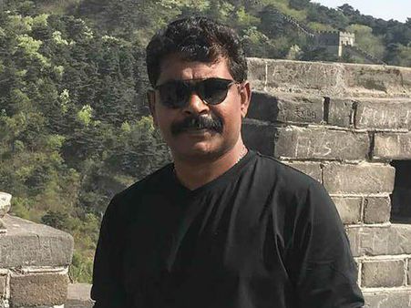 സിനിമയിലെ വില്ലത്തരം വേണ്ട.. ആന്റണി പെരുമ്പാവൂരിനെ പാഠം പഠിപ്പിക്കാൻ നാട്ടുകാർ!