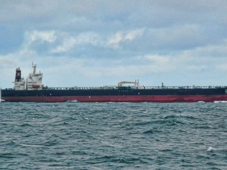 നൈജീരിയന്‍ തീരത്ത് കടല്‍ കൊള്ളക്കാര്‍ റാഞ്ചിയ കപ്പലില്‍ ഉദുമ സ്വദേശിയും