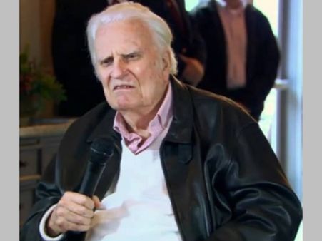 അമേരിക്കയുടെ പാസ്റ്റർ യാത്രയായി: സുവിശേഷ പ്രാസംഗികന്‍‍ ബില്ലി ഗ്രഹാമിന് ആദരാഞ്ജലി