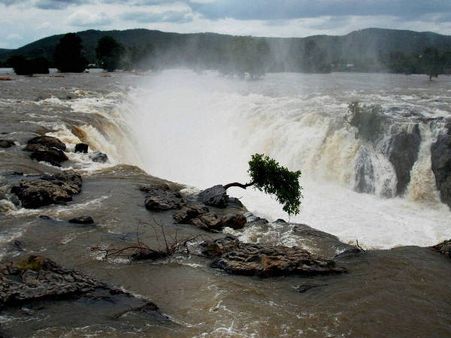 കാവേരി നദീ ജല തര്‍ക്കം: കര്‍ണാടകത്തിന് അധികജലം.. തമിഴ്നാടിനും പുതുച്ചേരിക്കും അധിക ജലമില്ല