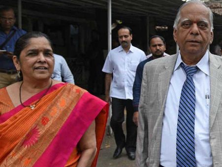 രണ്ടായിരത്തോളം നിക്ഷേപകരെ പറ്റിച്ചു കോടതിയിലും കള്ളം, ഒടുവില്‍ ഡിഎസ്‌ കുല്‍ക്കര്‍ണി കുടുങ്ങി